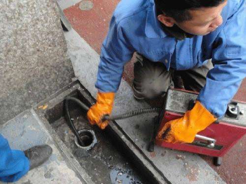 阿克陶疏通下水道